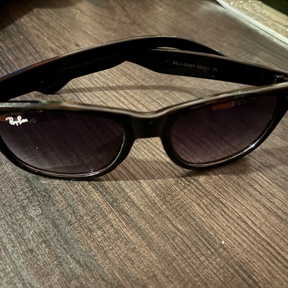 Ray-Ban - NEW WAYFARER CLASSIC sunglasses - Picture 5 of 10